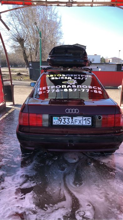 Продам Ауди 80 б4