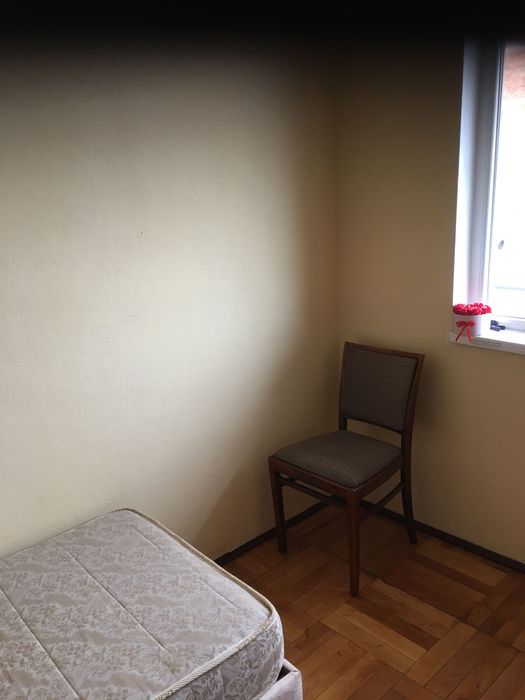 Inchiriez aparrtament 3 camere zona Garii