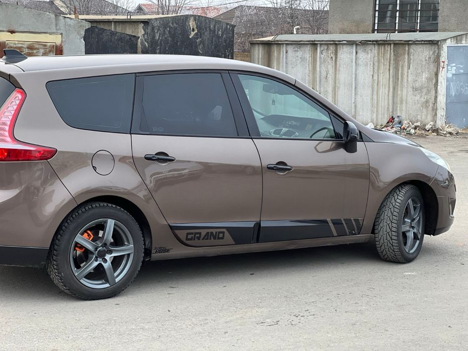 Renault grand Scenic