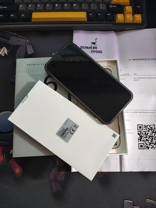 Vând Oppo find x9 aproape nou