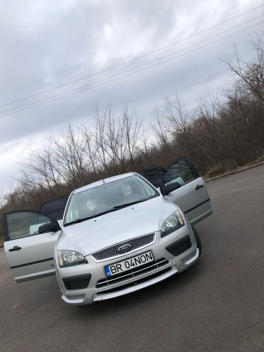 FORD Focus 0 — imagine 5