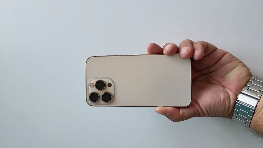 iPhone 13 PRO Gold
