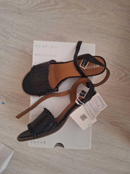 Дишащи сандали Geox respira 37 номер