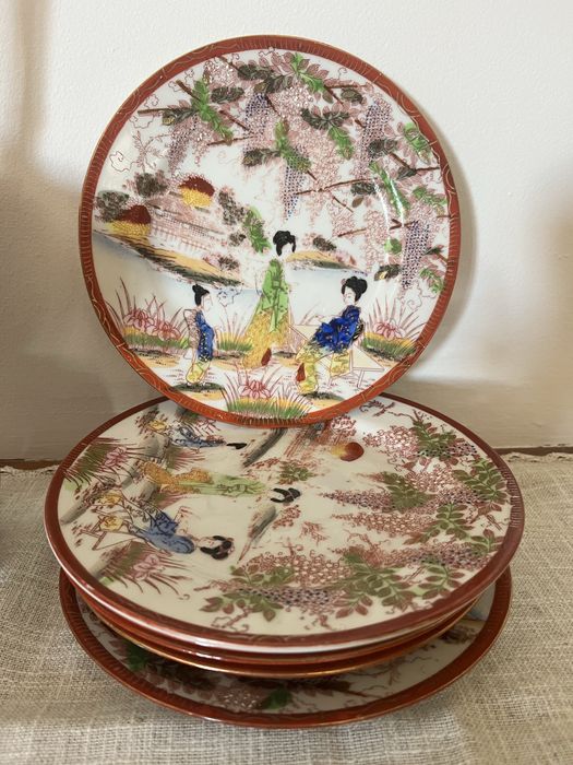 Антикварен Японски Чаен Сервиз "Сацума" (Satsuma) – Порцелан Eggshell, 1930-1950 г.