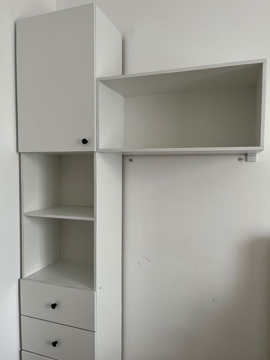 Шкаф, стол и стульчик для школьника