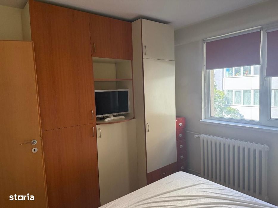Apartament De Vânzare cu Două Camere În Zona piața Victoriei