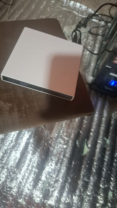 Yangi usb dvd rom