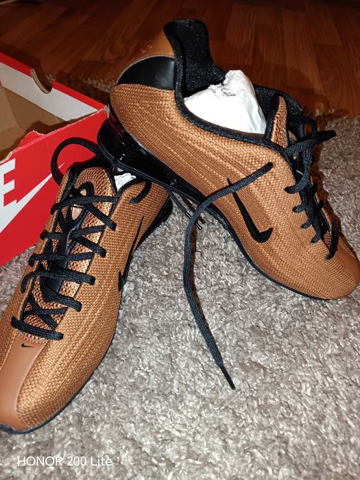 Нови маратонки, Nike