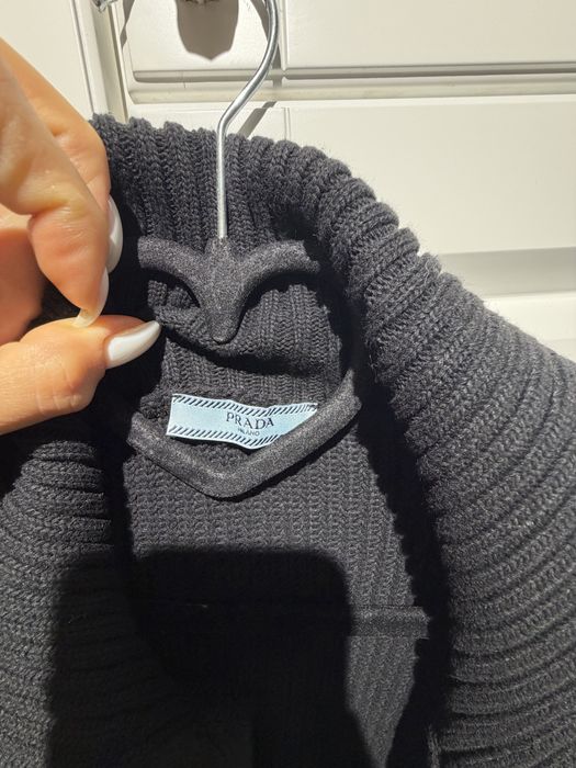 Нова жилетка Prada