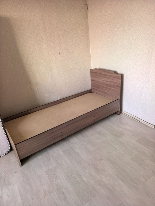 Продам кровать в хорошем состоянии