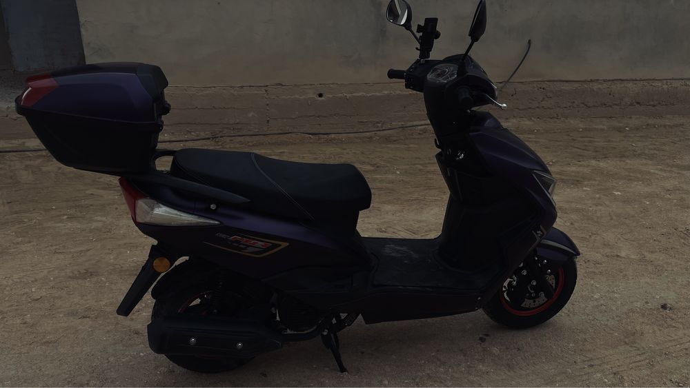 Мопед  М8,  [фиолетовый]