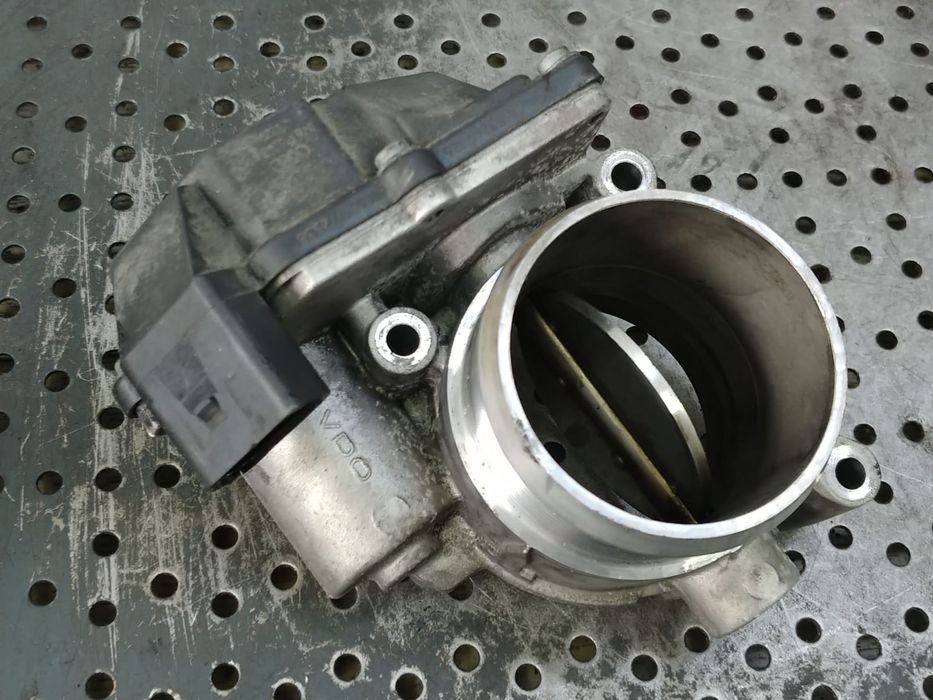 clapeta acceleratie 2.5 tdi bpe vw touareg 7l  076128063a