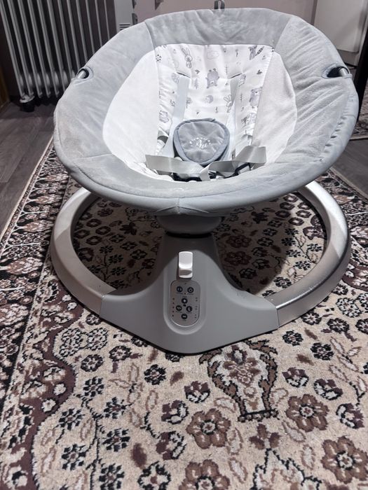 Бебешки шезлонг люлеещ