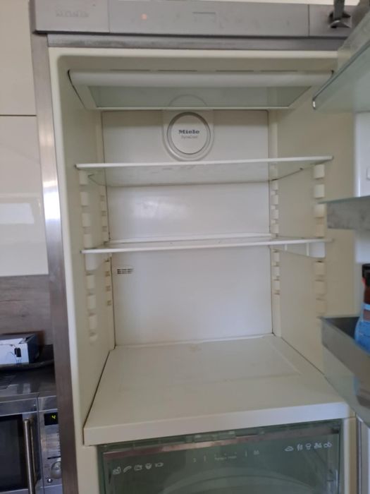 Хладилник с Фризер  Miele