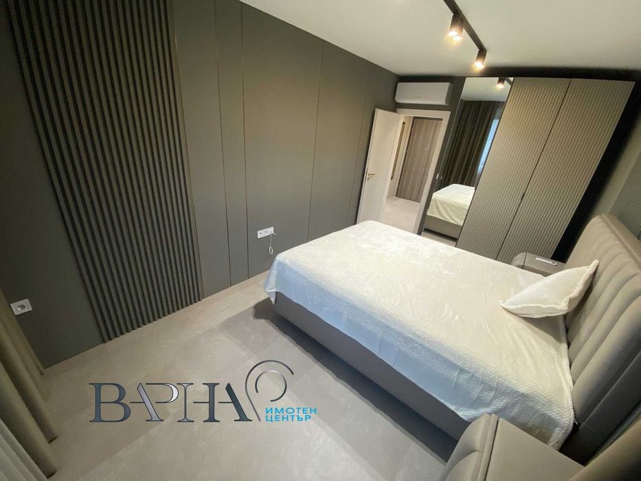 Дава се под наем Тристаен апартамент в Варна, Бриз - 107 кв.м за 1438 € - Снимка #5