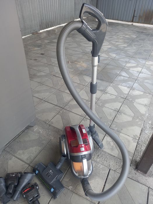 Пылесос LG контейнер