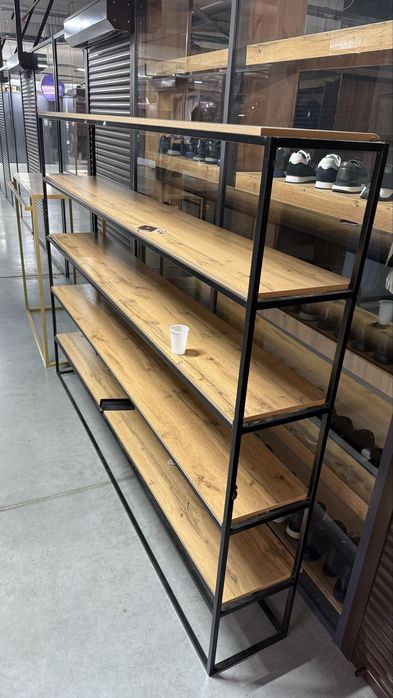 Стиляж полка для магазин одежда