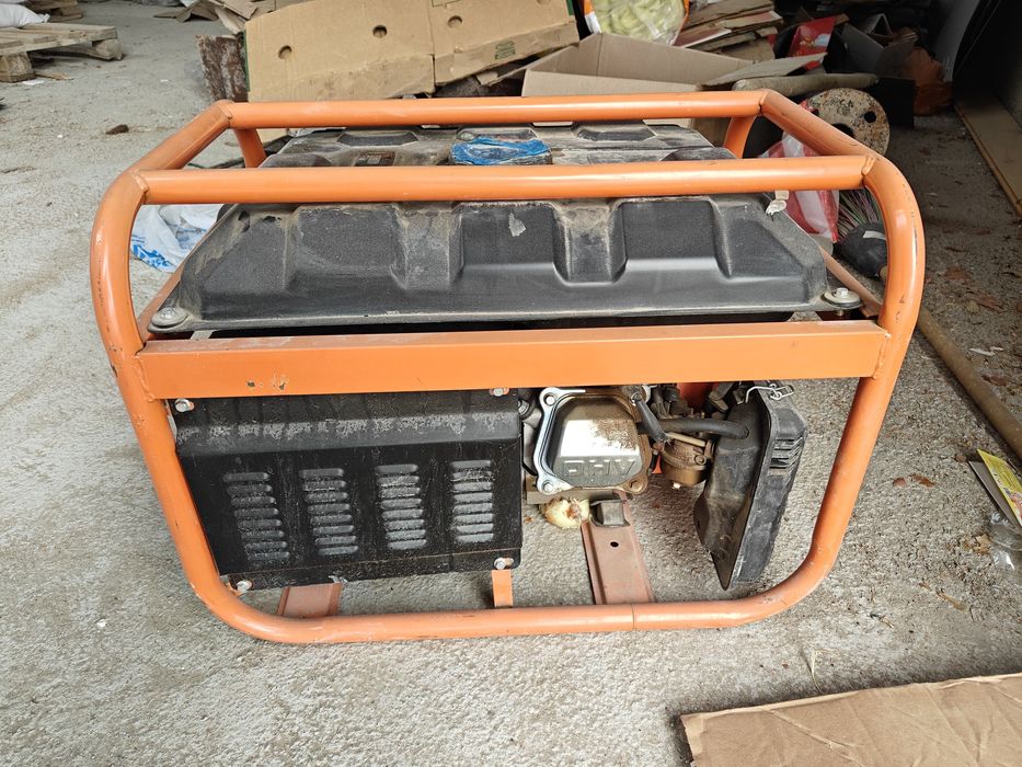 Генератор 220В 3 КвТ