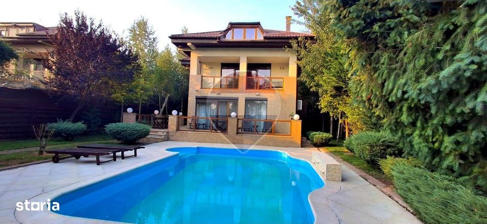 De vanzare Casă / Vilă cu 9 camere la lac cu piscina