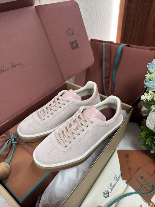 Adidasi Loro Piana