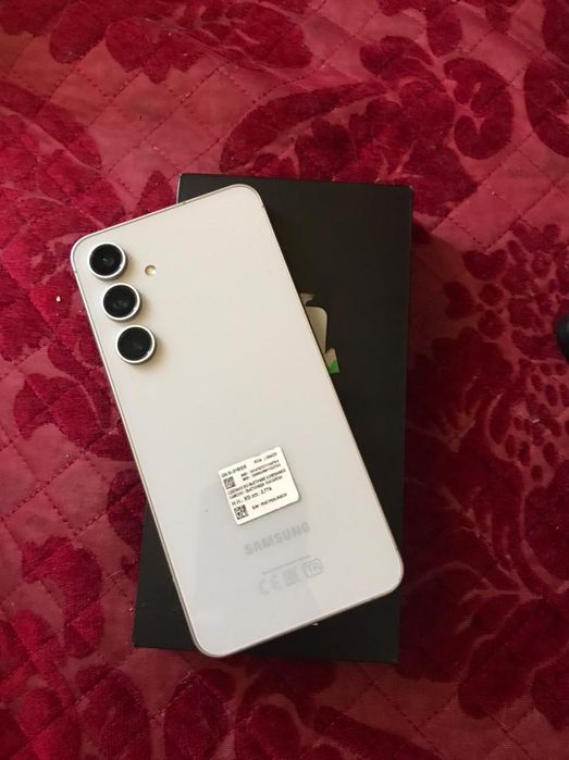 Samsung Galaxy S24Fe без каробки