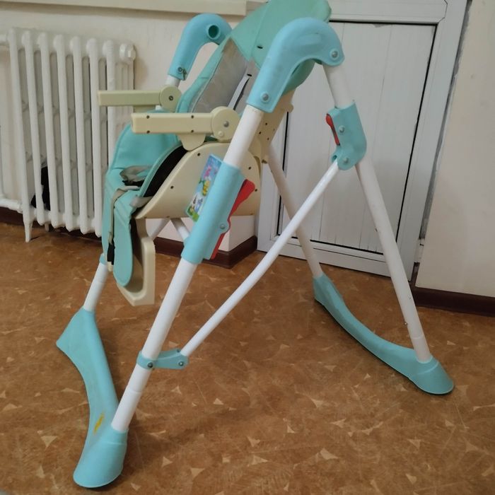 Продаю стол для ребенка