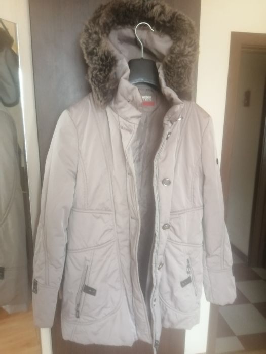 Дамско яке с качулка, за есенно зимен сезон, номер 38,