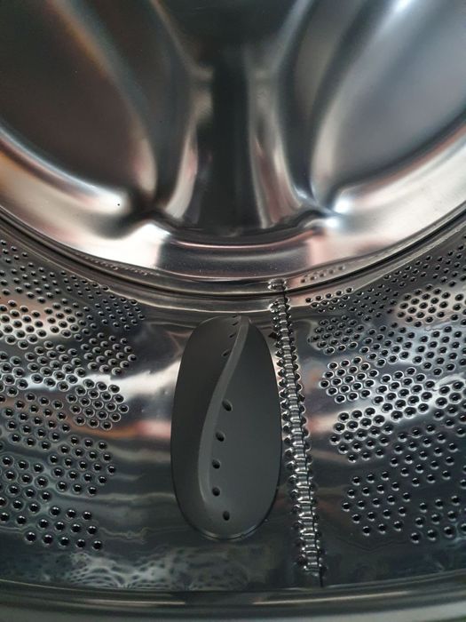 Пералня AEG Slim, 8 кг. Инверторен мотор!