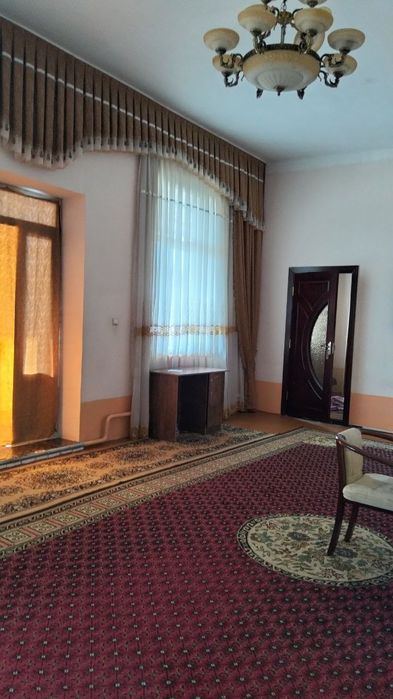 Гузорда ховли сотилади