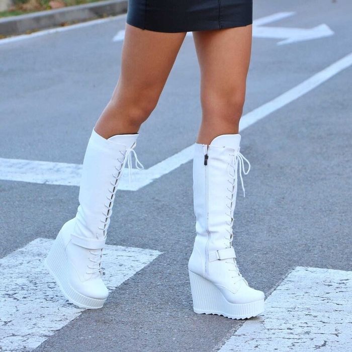 Ботуши на платформа - бяла кожа с бяло ходило [35-40 номер]