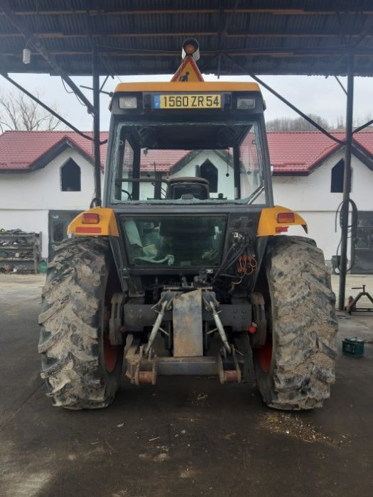 Dezmembram Renault Ergos 440