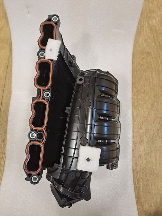 Патрубок воздушного фильтра