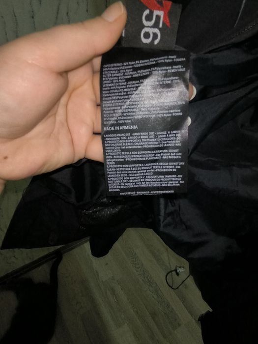 Продаётся классная мотокуртка!