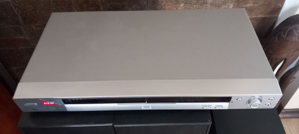 DVD- CD плеър SONY DVP-NS330