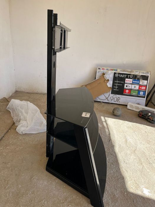 Подставка для телевизора