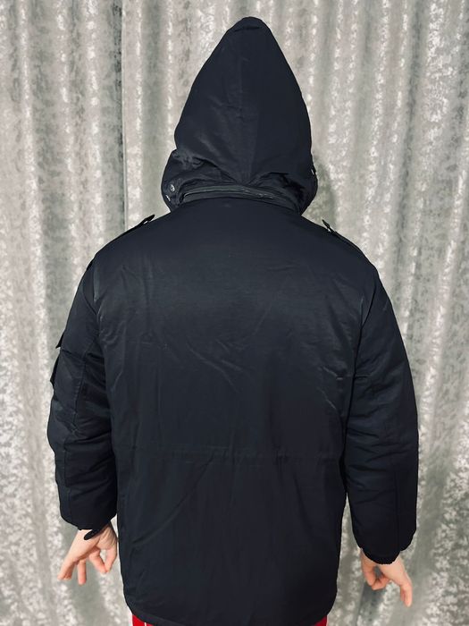 Продам зимние куртки