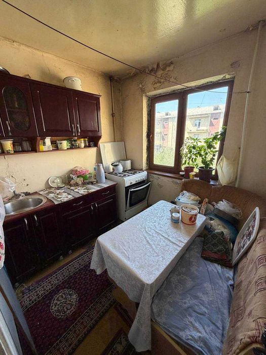 Продаётся 2х комн квартира на 4 этаже Ор-р Гуливер
