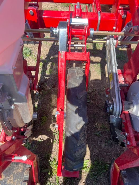 кукурузная сеялка