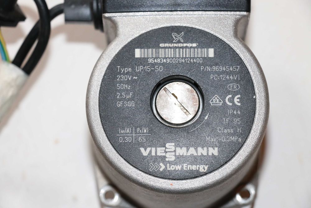 Pompa Grundfos UP 15-50 centrala Viessmann model WH1D