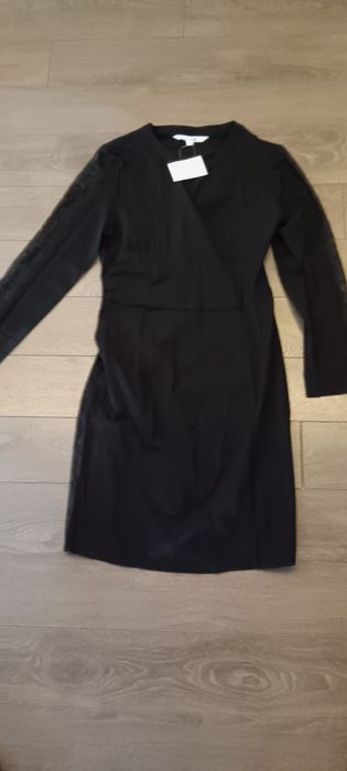 Рокля. Нова. Черна. Не е използвана.