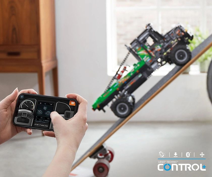 LEGO 42129 Technic 42129 - Камион 4x4 Mercedes-Benz Zetros
