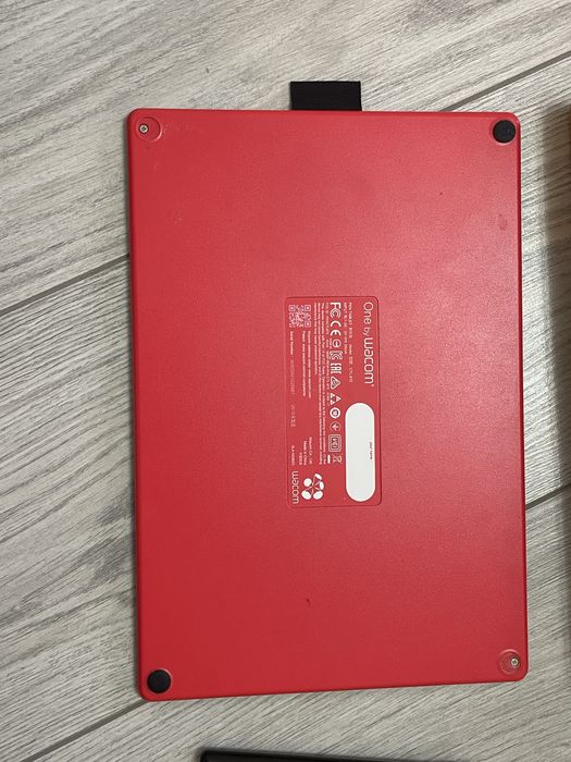 Графический планшет One by Wacom Medium (CTL-672)