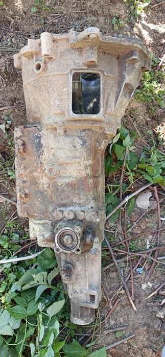Piese Vw LT 2,4 Diesel anii '80 cutie viteze,  electromotor, etc