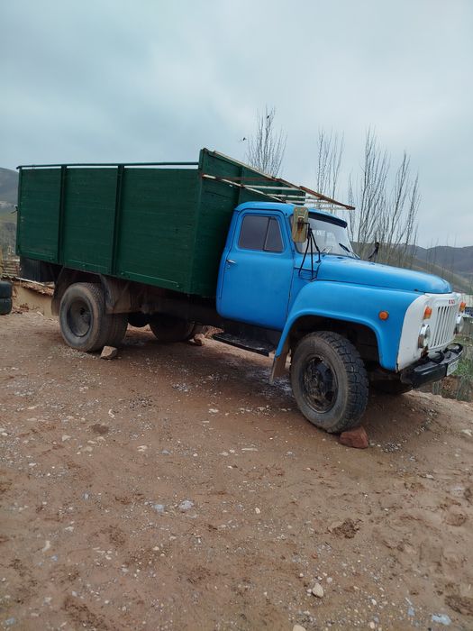 Gaz53 sotiladi 1975 yil ishlab chiqarilgan