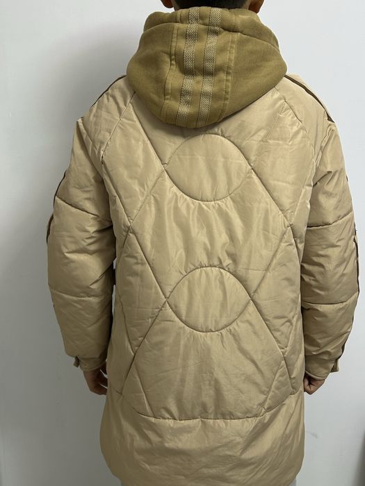 Куртки в отчличном состоянии