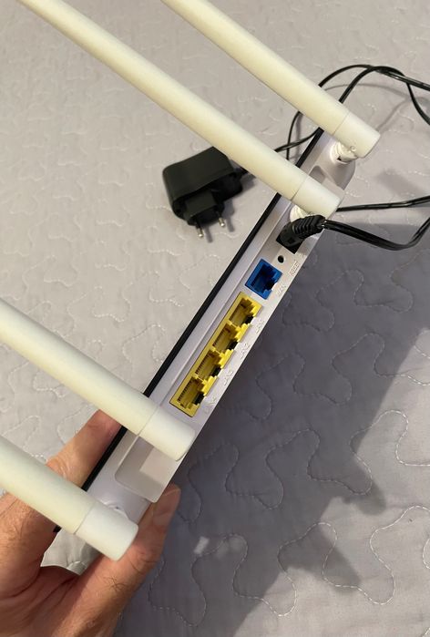 Рутер  NPLAY-NR100