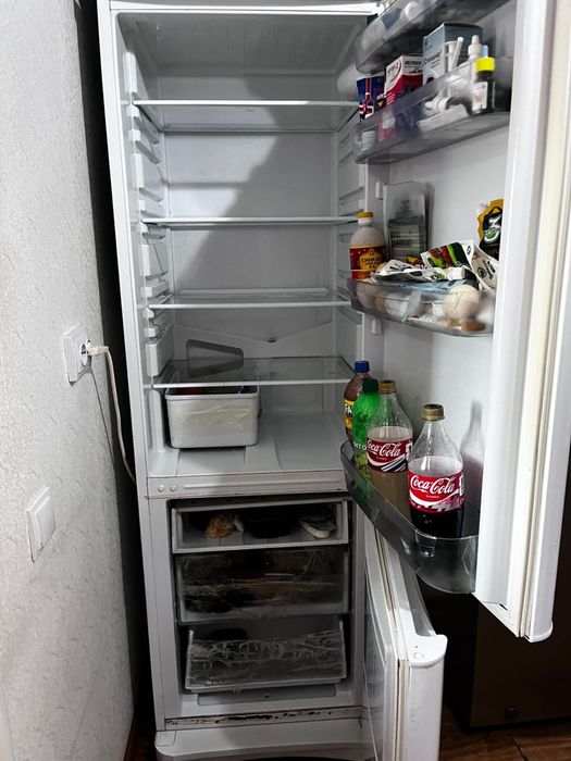 Продам холодильник