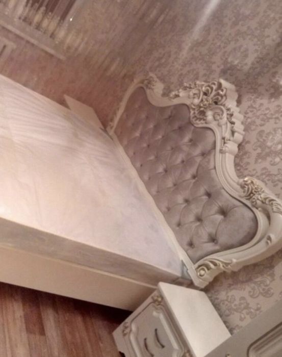 Спальный гарнитур в хорошем состоянии