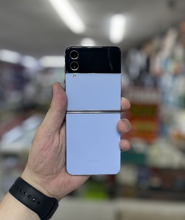 Samsung Z Flip 4. 256Gb.