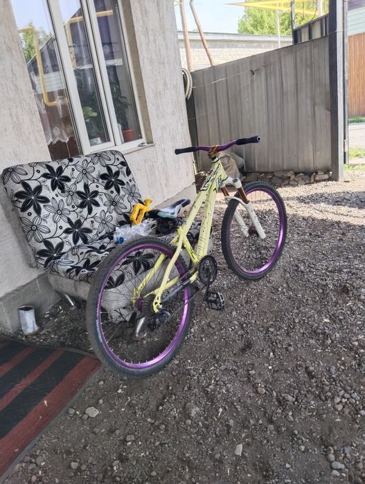 Продам велосипед dirt jumper